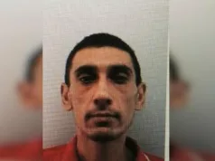 ON JE KOLIMA UDARIO DJEVOJKU NA BLOKADI U RUZVELTOVOJ: Naletio na nju, pa je nosio na krovu! Osuđivan 7 puta, osumnjičen za pokušaj TEŠKOG UBISTVA