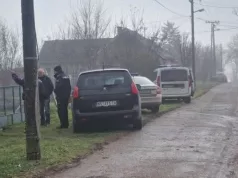 Sin (19) ubio majku, oca i mlađeg brata (16) – Nakon stravičnog čina pozvao policiju, pa oduzeo sebi život