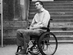 Nakon dugogodišnje borbe sa multipla sklerozom: Preminuo Damir Salkić