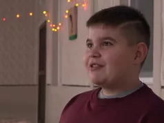 “Mama, ne želim da iko osjeti tu bol koju sam ja osjetio kad je seka umrla” Marek (13) četiri godine donosi paketiće bolesnoj djeci, a razlog SLAMA SRCA (FOTO)