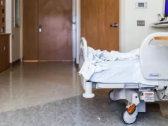 Beba umrla na porođaju, 3 DANA KASNIJE GINEKOLOG PRONAĐEN MRTAV! Kad su inspektori vidjeli šta je pretraživao prije smrti, otkrili su JEZIVU MISTERIJU