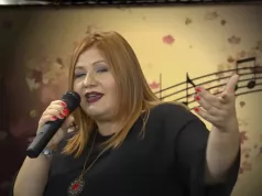 OVA PJEVAČICA JE KĆERKA ZORICE BRUNCLIK Pjeva po lokalnim kafanama, rodila ju je sa 18 godina: “Majka i očuh čekaju da im tražim da mi pomognu”