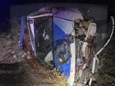 Drama u BiH: Muškarac bacio bombu na policiju, ukrao im vozilo pa se slupao