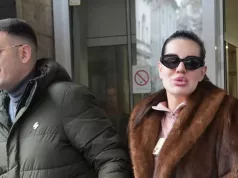 Srejović očajan: Samo nekoliko nedjelja od porođaja Jovana moli za spas, pomoći nema