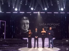 EVO KO MIJENJA POKOJNOG SAŠU POPOVIĆA Sjeo u njegovu fotelju odmah na prvom snimanju “Zvezda Granda”