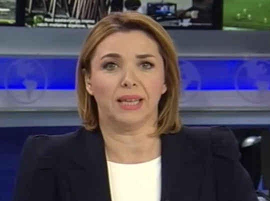 Voditeljki Dnevnika čuveni doktor DIJAGNOSTIKOVAO RAK tokom gostovanja u emisiji! Uočio simptome kojih ona NIJE BILA SVJESNA: Zakazao joj HITAN PREGLED I OPERACIJU Voditeljki Dnevnika čuveni doktor DIJAGNOSTIKOVAO RAK tokom gostovanja u emisiji! Uočio simptome kojih ona NIJE BILA SVJESNA: Zakazao joj HITAN PREGLED I OPERACIJU