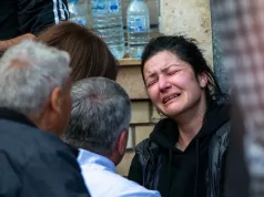 Potresne scene ispred bolnice u Kočanima: Suze i vapaj roditelja čija su djeca stradala u požaru