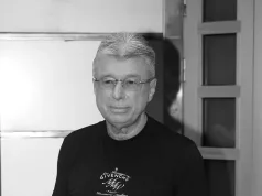 SAŠA JE BIO ISKOMPLEKSIRAN, ISKORISTIO JE LJUDE ZA PARE, A MENE OTKAČIO“ Muzičar brutalno o pokojnom Popoviću: Zaradio je novac o kome sam sanjao
