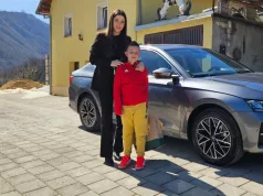 Dječak Edi Tufek u poplavama izgubio oba roditelja. Sada će od dobrih ljudi dobiti novi dom