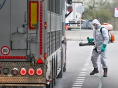 “MOŽDA JE NEKO NAMJERNO DONIO VIRUS” EU zemlje na nogama zbog opasne zaraze: Pojačavaju se granične kontrole, sumnja se i na BIOTERORIZAM