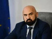 Ramo Isak: Građani idu u zatvor zbog krađe drva, a Dodik se vozi helikopterom