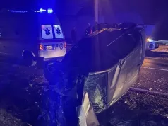Policija šuti: Nakon teške nesreće tri mladića na aparatima, četvrti ispao iz auta