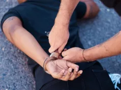 ZET VEZAO SVASTIKU ZA ŠINE, VOZ JE VUKAO 60 METARA! Cijeli Balkan u šoku zbog jezivog zločina: Sa UŽASOM U OČIMA gledala kako joj se bliži kraj, onda je otkrivena STRAVIČNA ISTINA