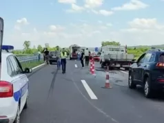 POGINUO SUVOZAČ, A AUTOMOBIL PREPOLOVLJEN Detalji jezive nesreće