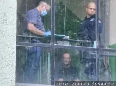 OVO JE OSUMNJIČENI ZA UBISTVO ŽENE: Tijelo bilo u stanu PET DANA? Komšija prijavio da se osjeća NESNOSAN SMRAD: Policija zatekla UŽAS