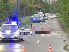 Mladići izgubili kontrolu i prevrnuli automobil na krov: “Momci su bili u šoku, ali su disali”