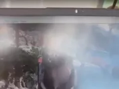 (UZNEMIRUJUĆE) Snimljen trenutak smrti tinejdžerke (19) u Budvi: Odvezala se, a zatim pala sa 50 metara