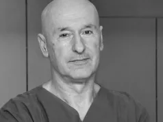 Preminuo ugledni sarajevski doktor Emir Solaković