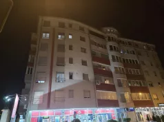 Sedmogodišnje dijete palo s petog sprata