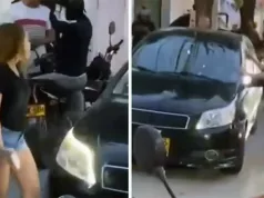 (VIDEO) Zatekla oca sa ljubavnicom, izlupala mu automobil kamenom