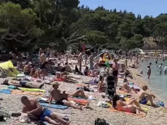 Makarska privukla 55 hiljada turista; među najbrojnijima su, očekivano, Poljaci i Nijemci, ali evo koji su gosti vodeći