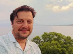 Putnik prijetio bombom, Zoran ga savladao: Drama na letu, junak se vraća u Srbiju, a ovo je razlog