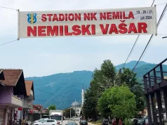 SKANDAL NA VAŠARU U NEMILI: Policajac od učesnika tuče tražio 100 eura za “brašno, ulje, šećer…”