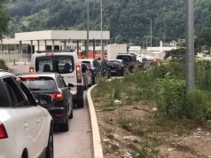 Propalo im ljetovanje: Baka sa unukom vraćena sa crnogorske granice zbog jedne stvari