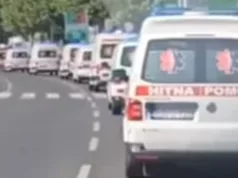 Kolona vozila Hitne pomoći na posljednjem ispraćaju doktorice Aide Softić