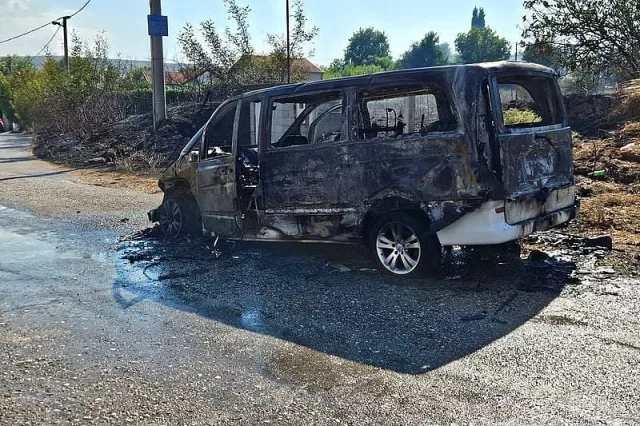 kombi izgorio