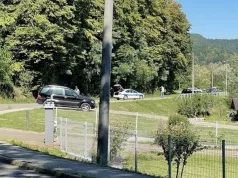 Tragedija na putu Lopare – Čelić: Jedna osoba poginula, druga povrijeđena u sudaru dva automobila