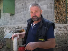 “Ovdje stres i tuga nestaju”: Kemal napustio državnu službu i pobjegao u šumu: Sad bere gljive i zarađuje do 80 KM po kilogamu