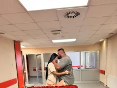 MORE RUŽA U PORODILIŠTU Najjači Bosanac dirljivim gestom obradovao suprugu