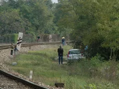 DJEVOJČICA (16) UBIJENA PRED KUĆNIM PRAGOM Muškarac joj prišao sa leđa i prerezao vrat kuhinjskim nožem