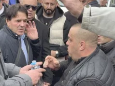 Drama nakon dženaze, reagovala i Hitna pomoć: Pozlilo sinu Halida Bešlića