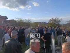 Rijeka ljudi na dženazi doktorici Samri Livadić