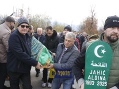 VIDEO: Neutješni otac slomljen bolom na dženazi Aldine Jahić
