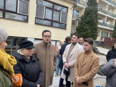 Nihad Uk posjetio Bjelave, studenti ga pitali: “Želite li nas na smrtovnicama?”