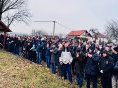 Veliki broj građana se oprostio od Emira Mešića: Klanjana dženaza u Živinicama