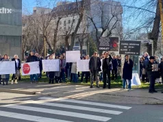 Porodica nastradale Ajle Nuhanović protestovala u Tuzli, majka u suzama poručila da joj je život uništen