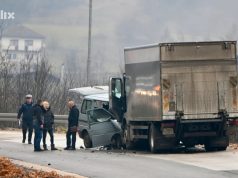 Stravična nesreća na putu Sarajevo – Pale: Jedna osoba poginula, šest povrijeđeno