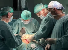 Lijepa priča iz BiH: Majka kćerki donirala bubreg, transplantacija uspješno izvedena