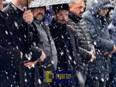 Potresni prizori oca i brata tragično preminulog Erdoana Morankića: Dženaza okupila stotine ljudi