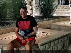 Pjevač smršao 50 kg, a sada završio na infuziji: Oglasio se iz bolnice sa barunilom u ruci i zabrinuo sve