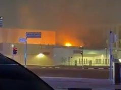 (VIDEO) ZASTRAŠUJUĆI BLJESAK, UDAR, PA EKSPLOZIJA! Ovo je trenutak napada na konzulat Amerike u Dubaiju