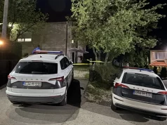 Prve fotografije s mjesta strave u Srebreniku: Ispred ove kuće su pronađena tijela supružnika