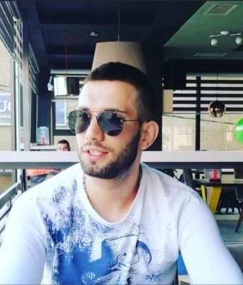 Iznenada preminuo Almir Ahmetović