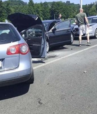 UŽAS KOD BANJE LUKE: Troje poginulih na licu mjesta, među povrijeđenima i dijete.
