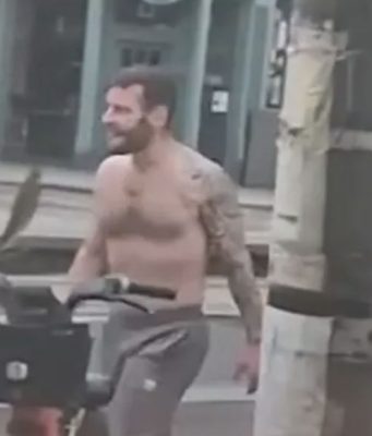 Krvavi napad ispred džamije: Pet osoba povrijeđeno, napadač odmah priveden
