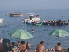 Heroj sa Slovenske plaže: Admir iz mora spasio dvojicu dječaka od sigurne tragedije
